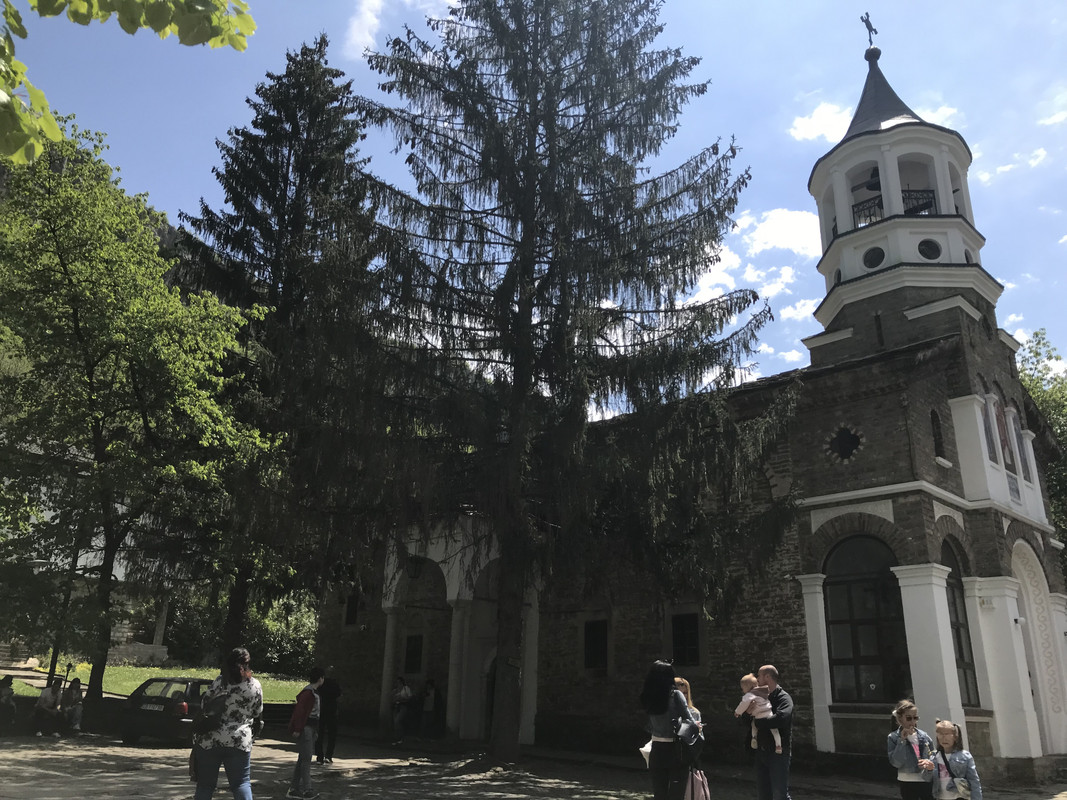 D6EBE312-7BD6-4F2B-AE83-E9BD309265E8