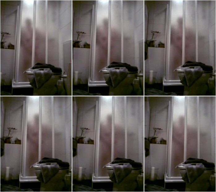 [Image: Showerhead-Masturbation-2-2.jpg]