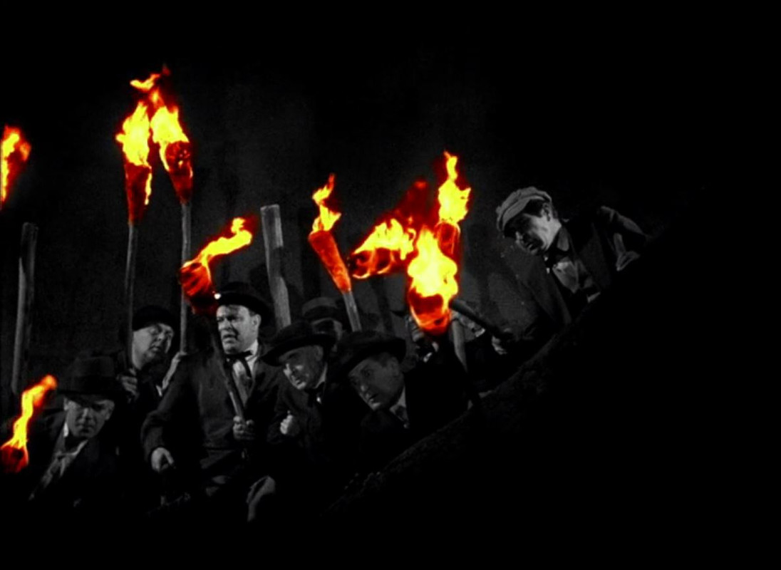 [Obrazek: The-Vampire-Bat-1933-RESTORED-BDRip-x264...363611.jpg]