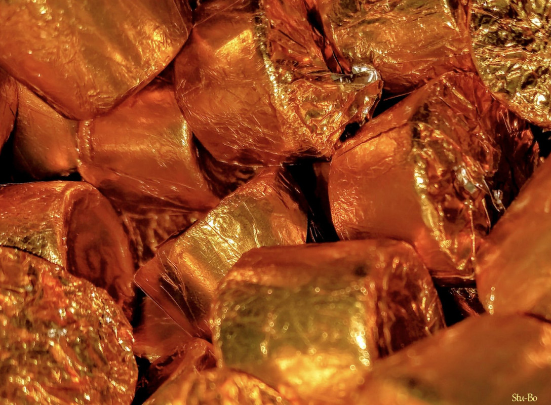 gold-chocolates.jpg