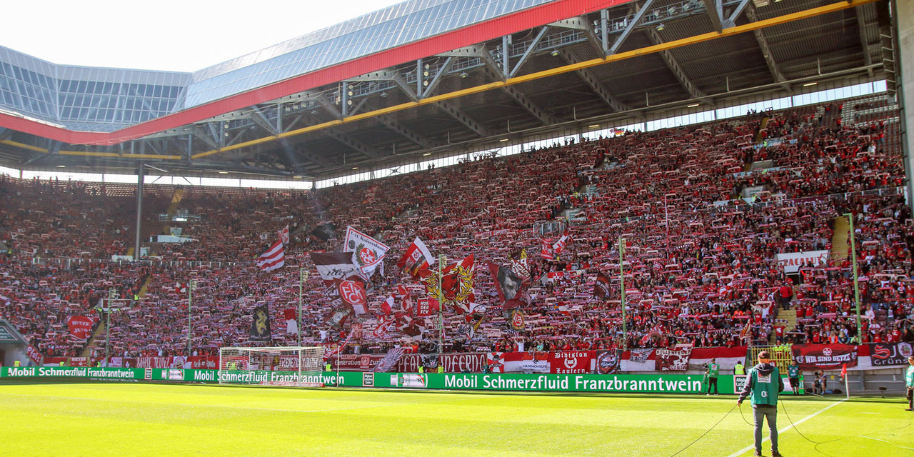 1-fc-kaiserslautern-hansa-rostock-2-bundesliga-2023-2024-4