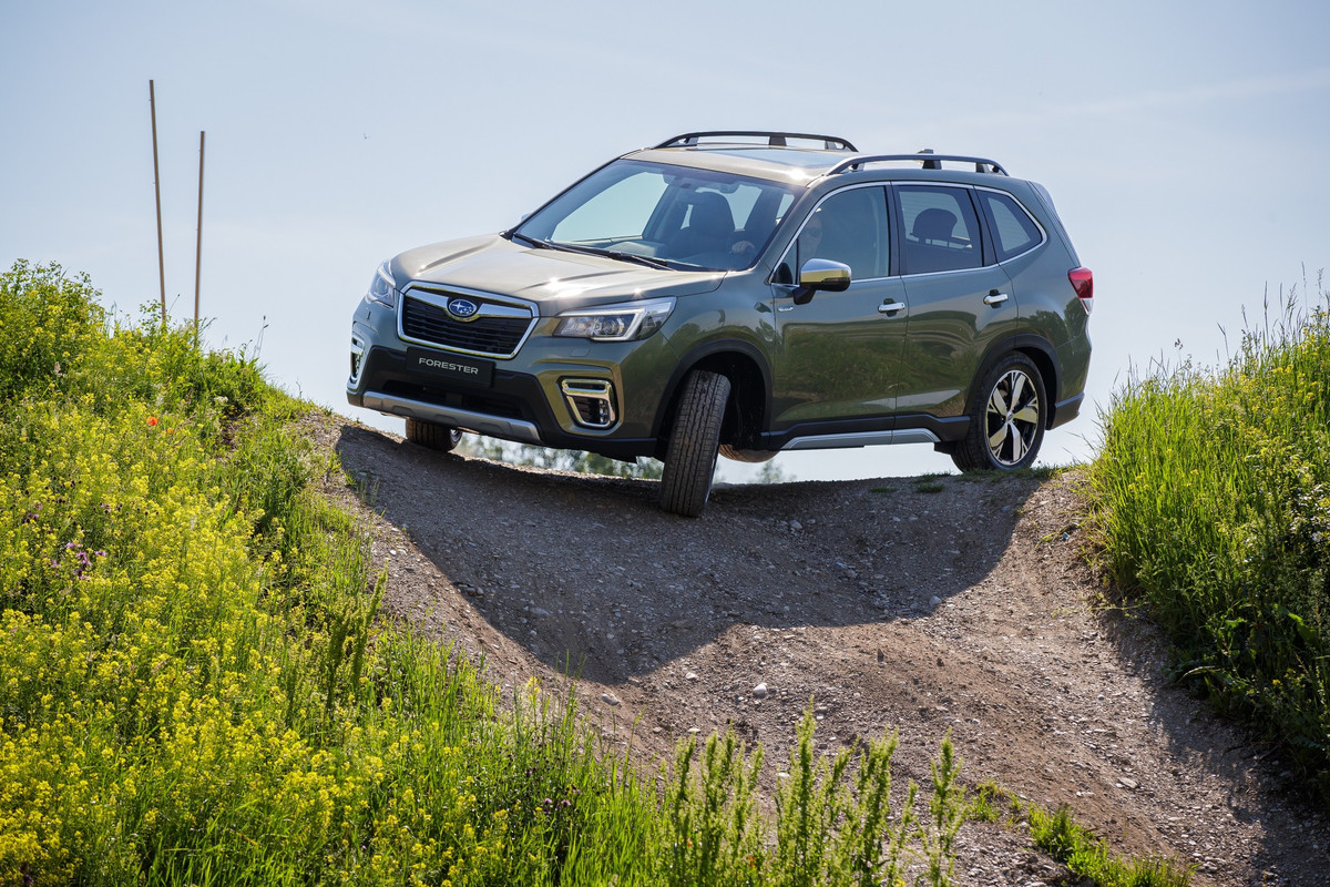 Subaru Forester e-Boxer (13)