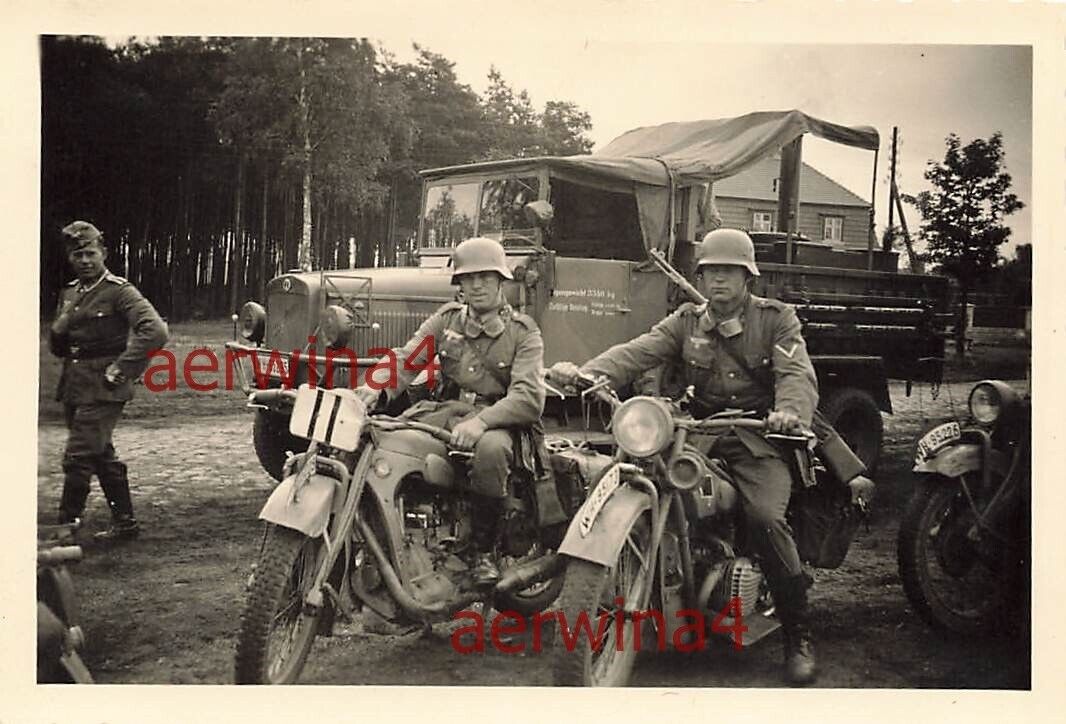 Kradmelder mit Motorrad BMW R 52 Manöver Neuhammer Queis Schlesien