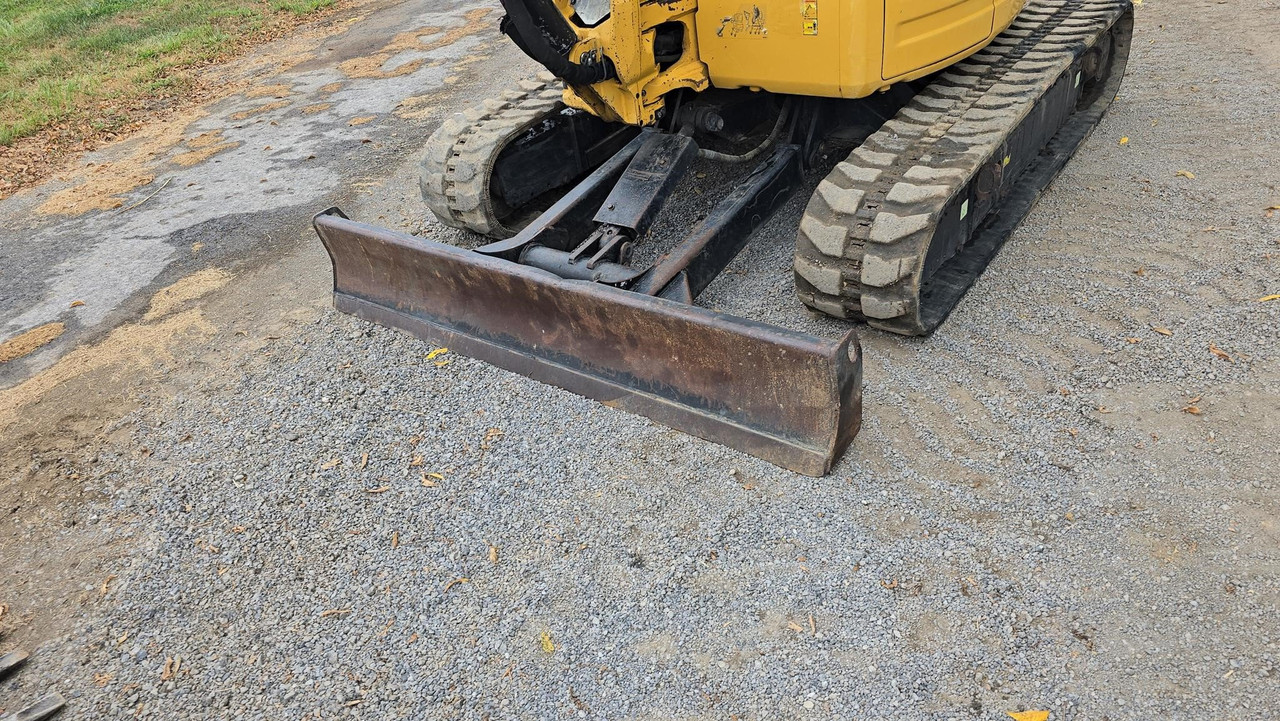 Vehicle thumbnail 36