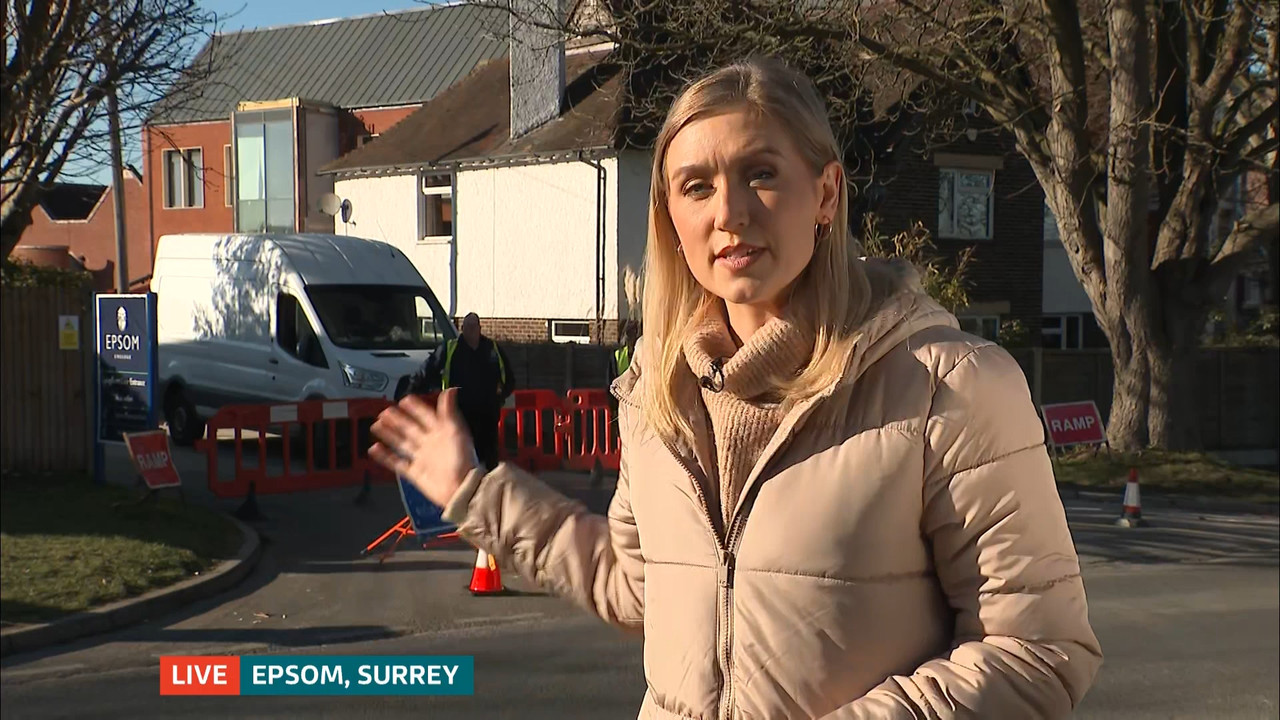 ITV Lunchtime News_20230206_13301355.ts_snapshot_12.54.827