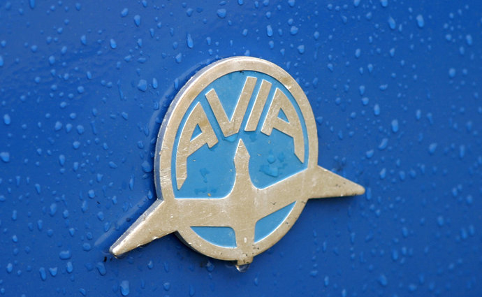 logo avia