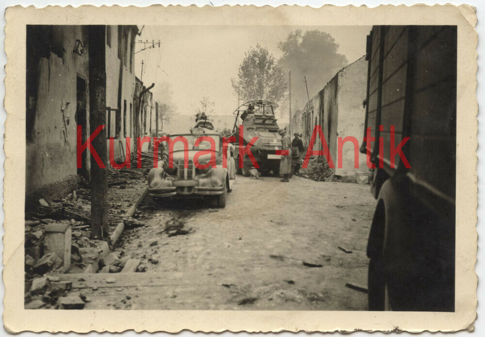 Foto Wehrmacht Panzer Spähwagen 232 Funker belgien Frankreich fr