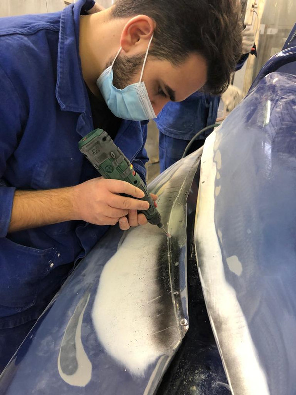 19CE8C9D-D1B2-4051-8C9A-FDFF30331BB2