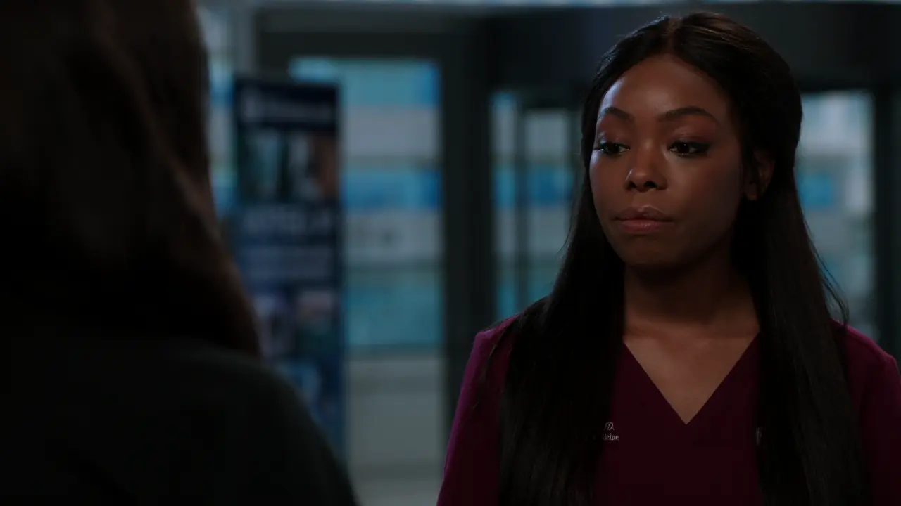 Chicago.Med.S08E01.Si.comincia.contando.le.perdite.1080p.WEBMux.ITA.ENG.x264-BlackBit[screenshot 5]