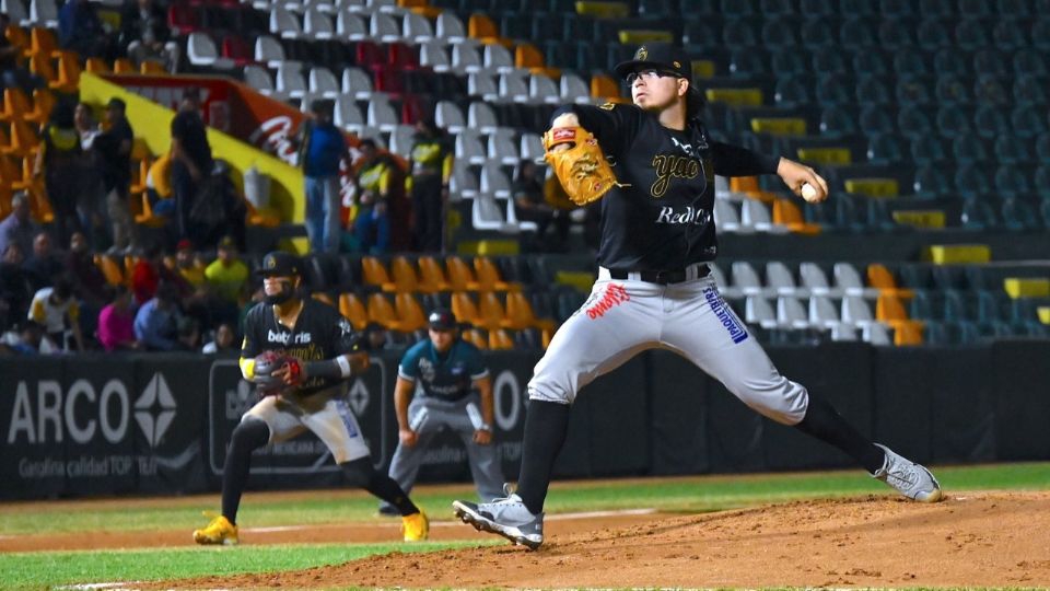 Carrera y Ervin encabezan triunfo de los Yaquis de Obregón ante los Cañeros de Los Mochis