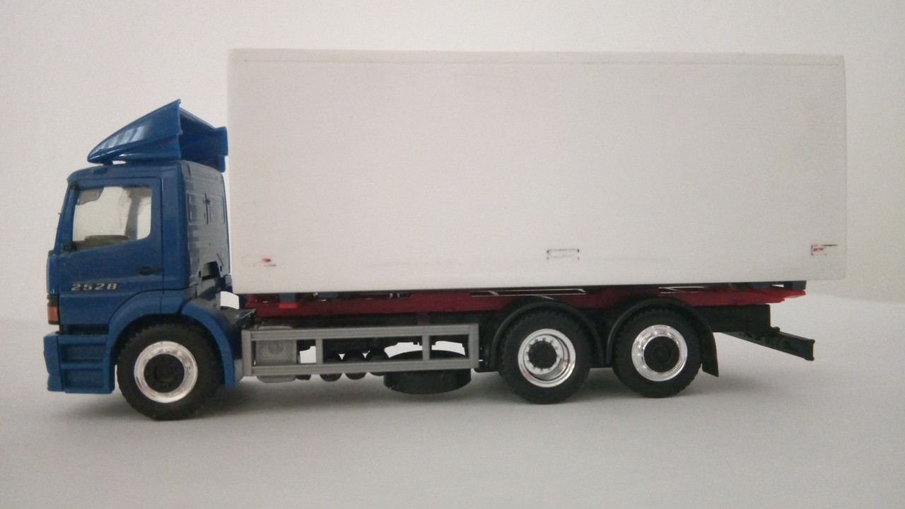 Macht (8103)