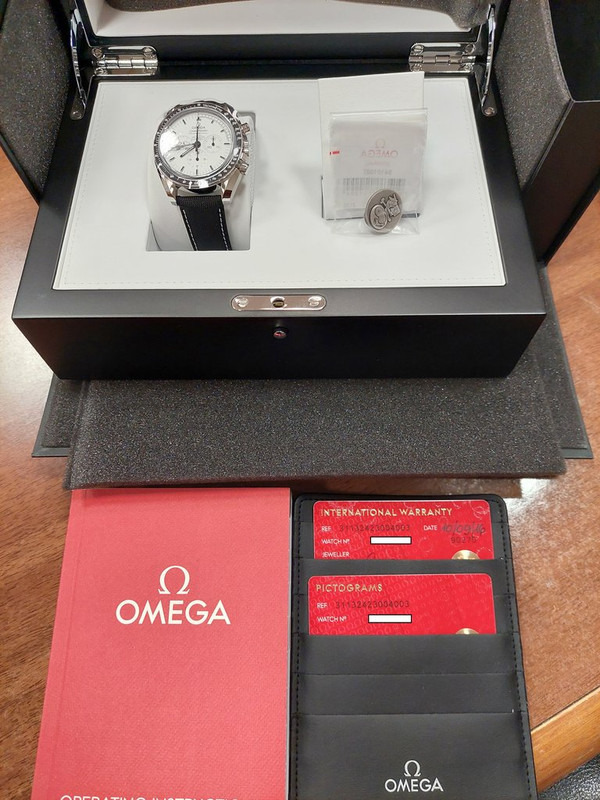 Vendo Omega Speedmaster Apollo 13 Silver Snoopy Award