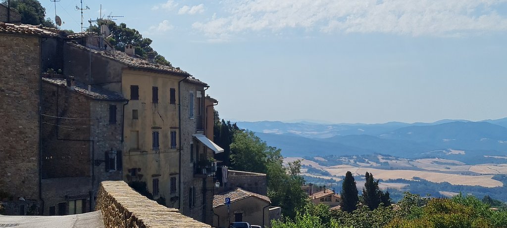 La Toscana 2022: entre termas y cipreses - Blogs de Italia - Volterra, Monteriggioni y Siena: etruscos, romanos y viceversa (7)