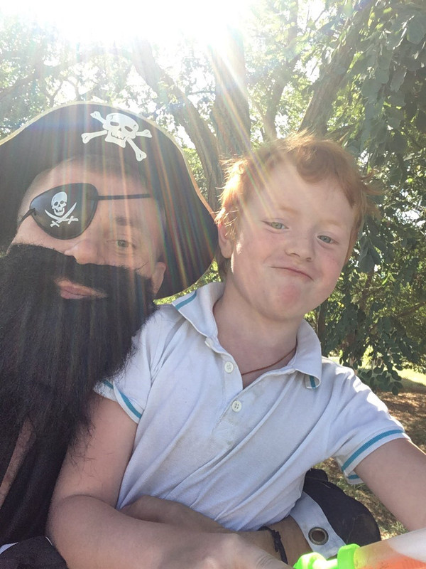 E1101D38-6E63-41CA-A369-8104C62C71D3