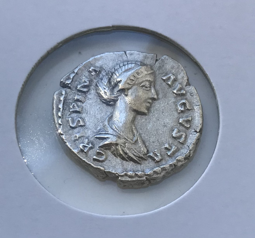 Denario de Crispina. IVNO. Juno estante a izq.; pavo. Roma. 46328-D01-3087-4-F48-86-AA-88127-F99-D1-BC