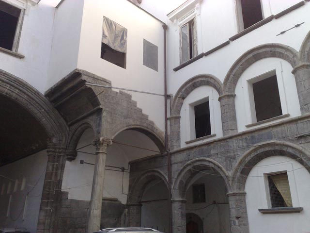 Palazzo-Diomede-Carafa-Napoli-2