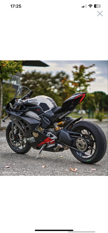 7EF2FC7D-E5C1-4A0A-840B-DEB249666B3A