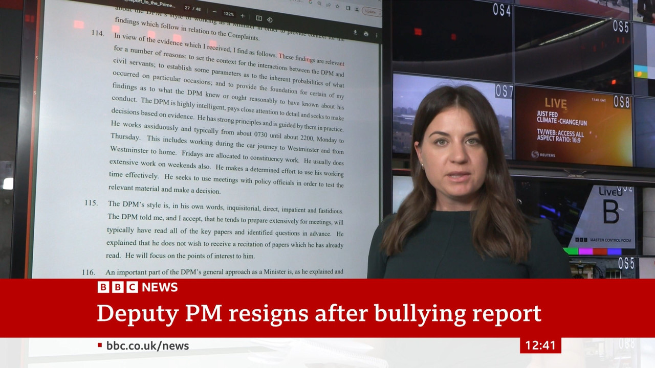 04.21 - 12.00.00 - BBC News. The latest news from the BBC. [S]..ts_snapshot_00.42.47.546