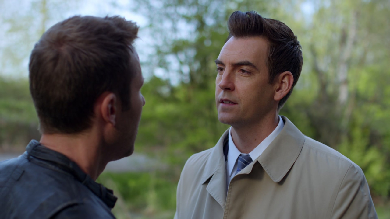 Impastor (2015) - S02E01 - The Devil Went Down to Ladner (1080p 