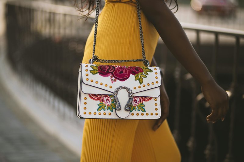 bag-white-floral.jpg