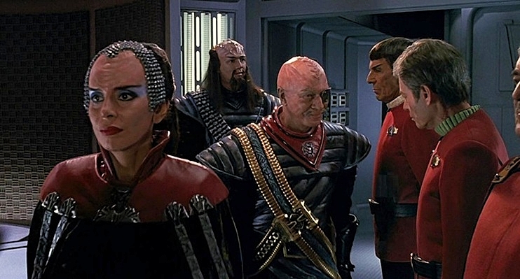 THE-IN-LAWS-ROSANNA-DESOTO-STAR-TREK-1-FOTOR.jpg