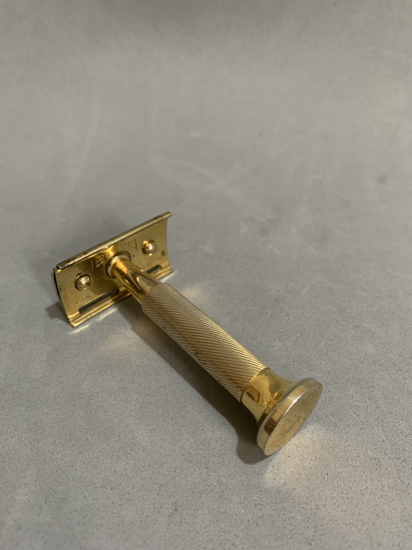 AB5ED3EC-456B-415A-8462-855BE3C08103