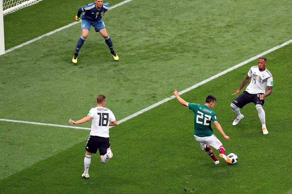 Gol de Chucky Lozano en el México - Alemania
