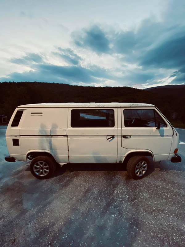 211607C5-BA16-4682-9626-F3B1077B0505