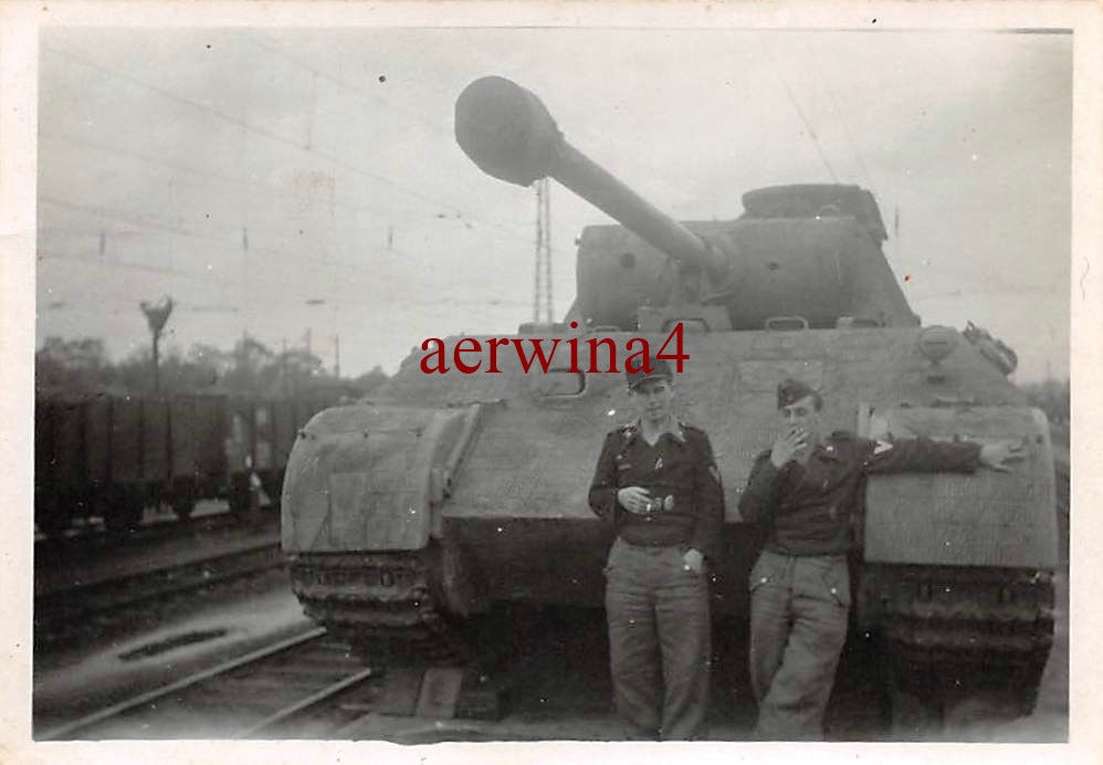 Panzer V Panther bei Zugverladung Nürnberg Panze