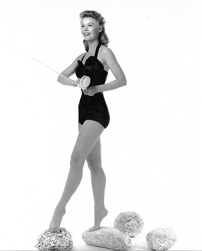 vera-ellen_b50