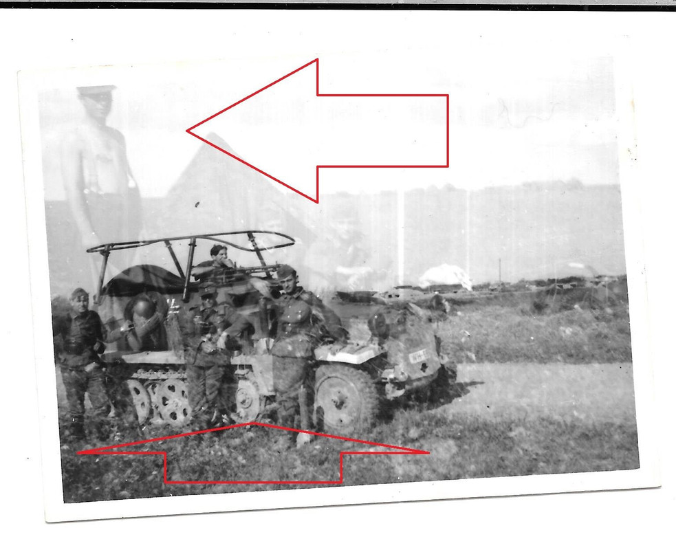 Foto 2 WK 1942 Vormarsch Schwerer SPW Schützenpanzerwagen Foto D