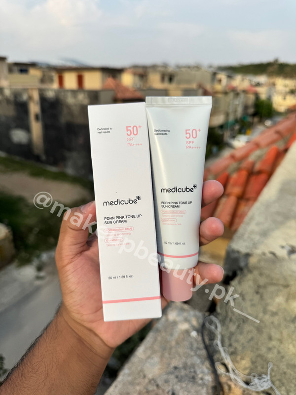 Medicube PDRN Pink tone up sun cream 50 ML.