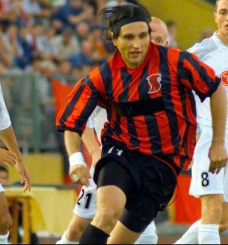 A6A766A6-1D93-4DF2-8DB9-345BA4EA7914