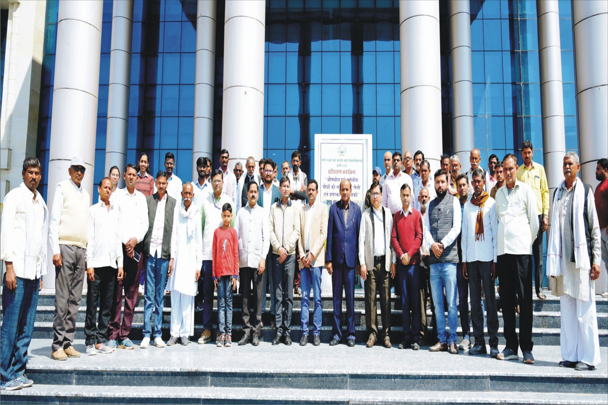 औषधीय एवं सगंधीय पौधों की व्यवसायिक खेती एवं प्रसंस्करण तकनीकी पर तीन दिवसीय कृषक प्रशिक्षण का हुआ शुभारम्भ