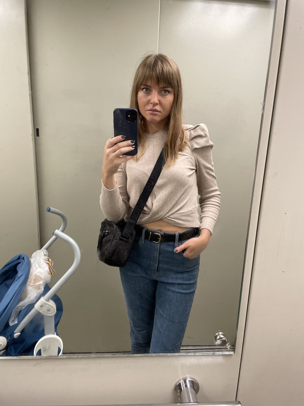 64847622-5929-4C85-9E49-F2342AC3D007