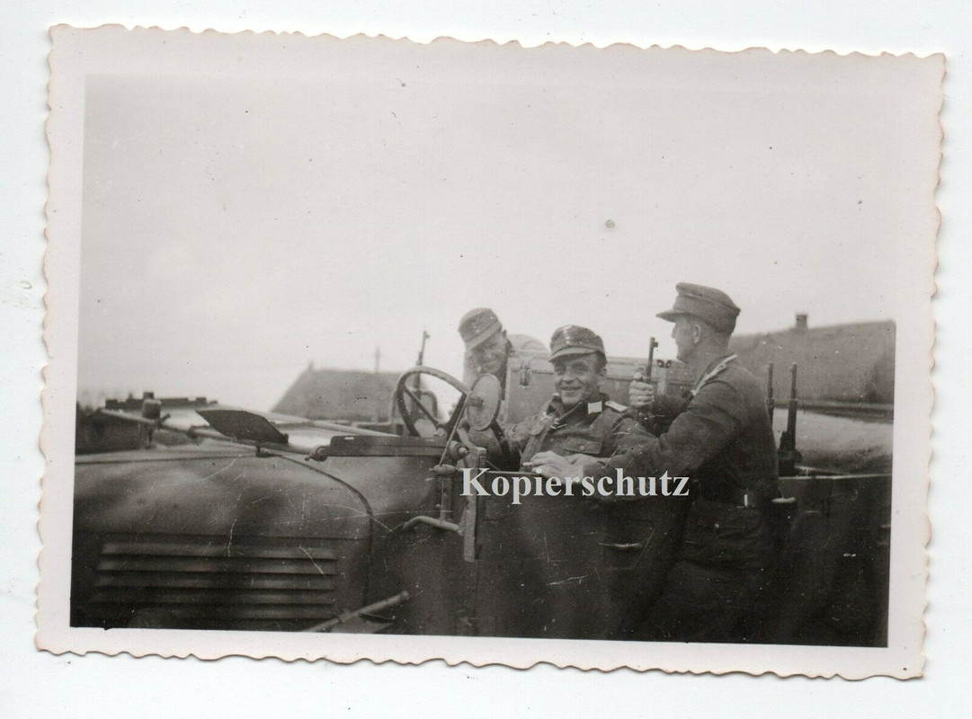 Russland Malaryta 1944 Vormarsch SDkfz PKW Kübel MG Soldat Ausrü
