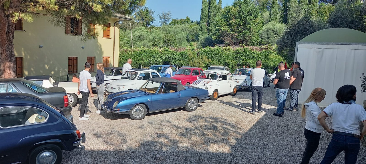 f6d51c0e-9cf1-430c-9ec3-a507cfac6d9c