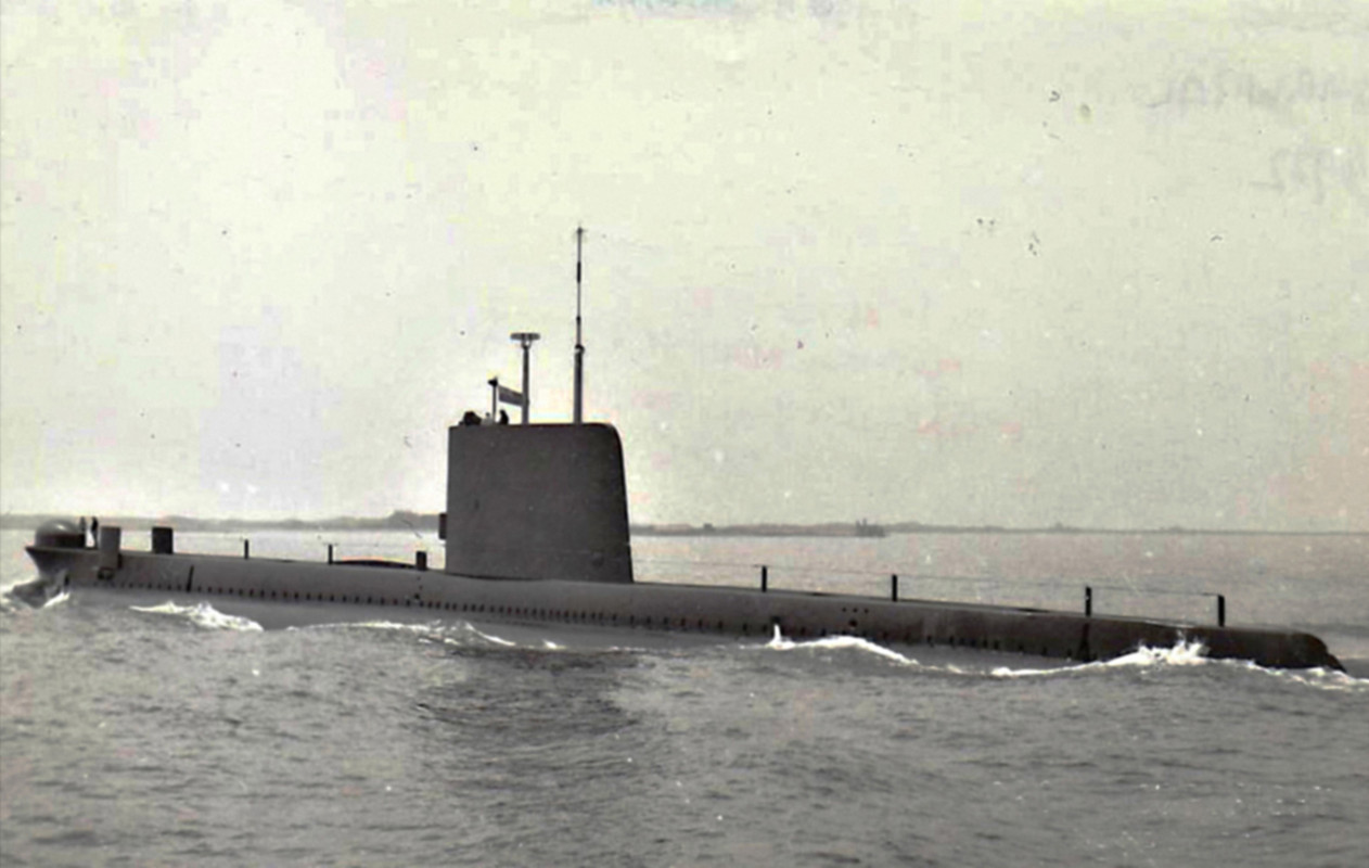 HMS Narwal (S.03)-6