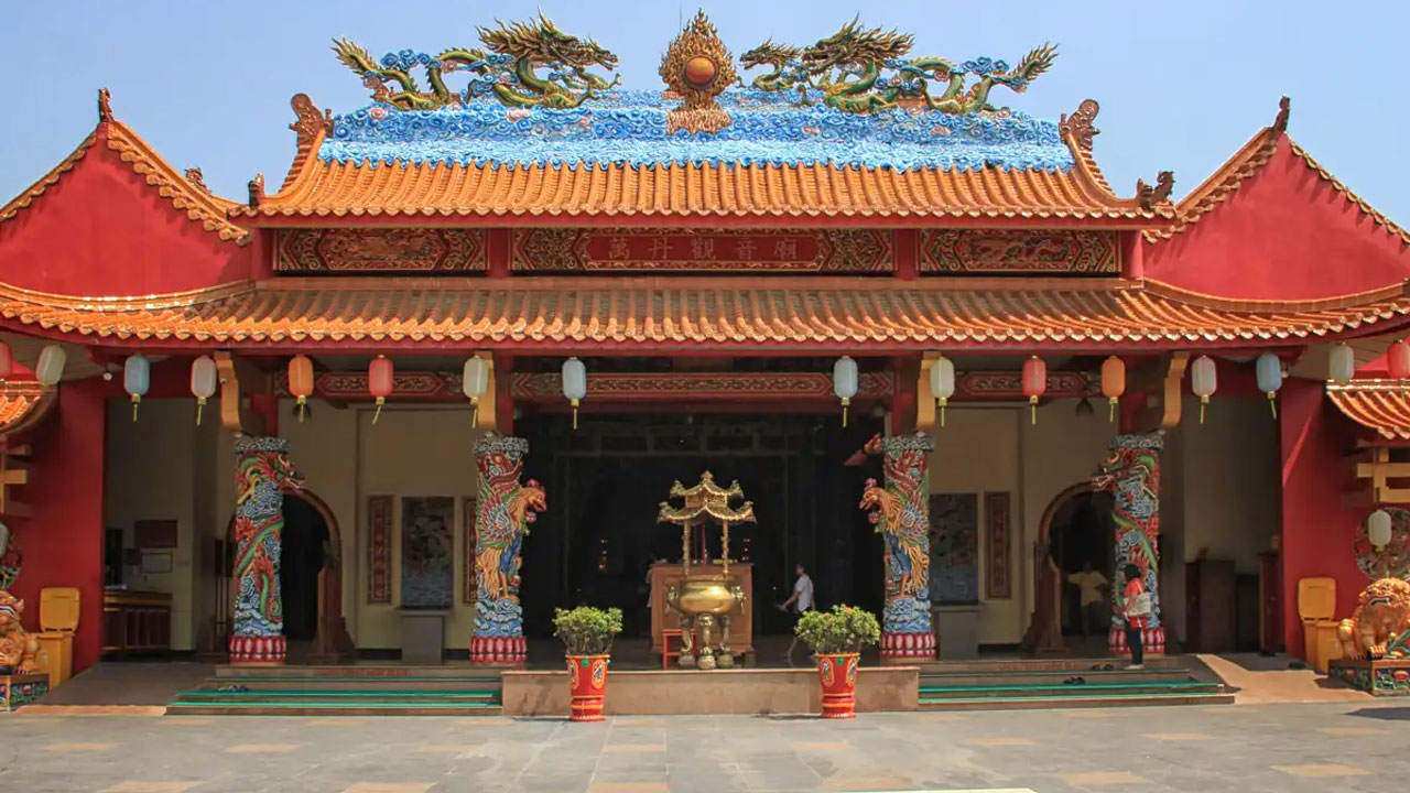 Vihara Avalokitesvara Banten: Jejak Sejarah, Keindahan, dan Toleransi