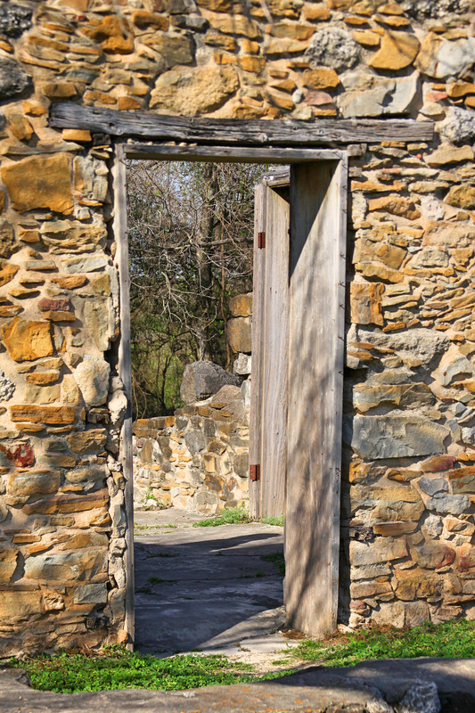 IMAGE: https://i.postimg.cc/t4kRBq2V/Mission-Espada-ruins-door-4.jpg