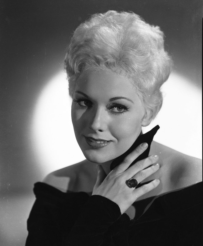 kim_novak_338