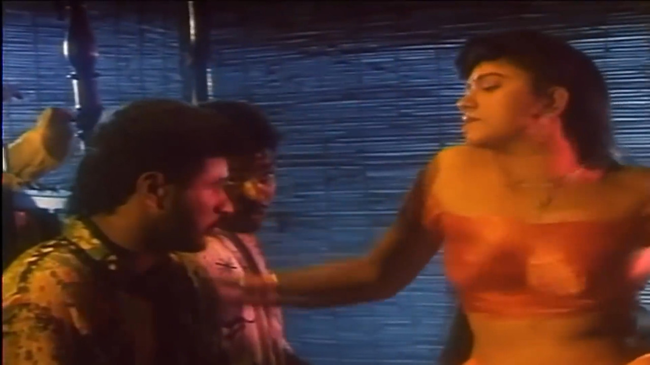 cap_Eppadi Eppadi   Indhu   Prabhu Deva,Roja,Kushboo   Movie Song Video_00_02_38_06