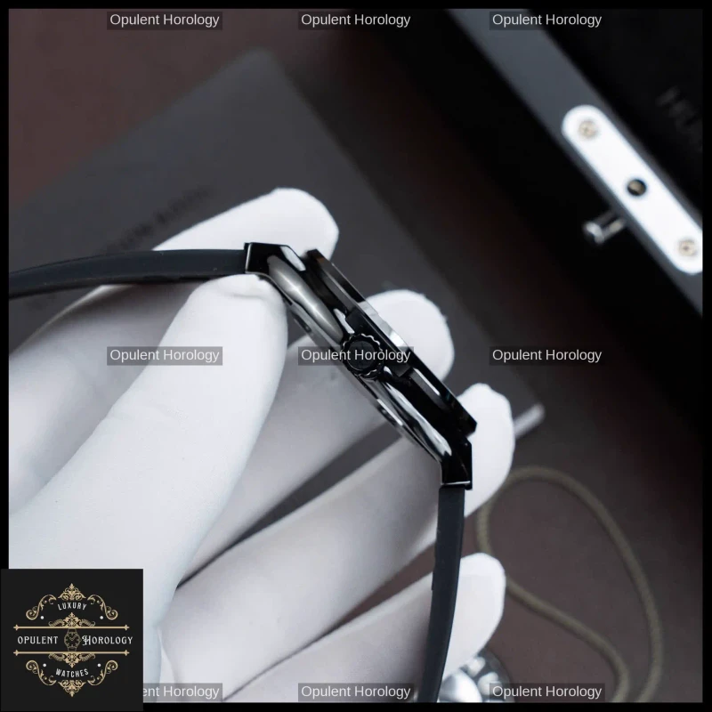 Hublot Classic Fusion Black Ceramic Carbon Dial Automatic 42mm