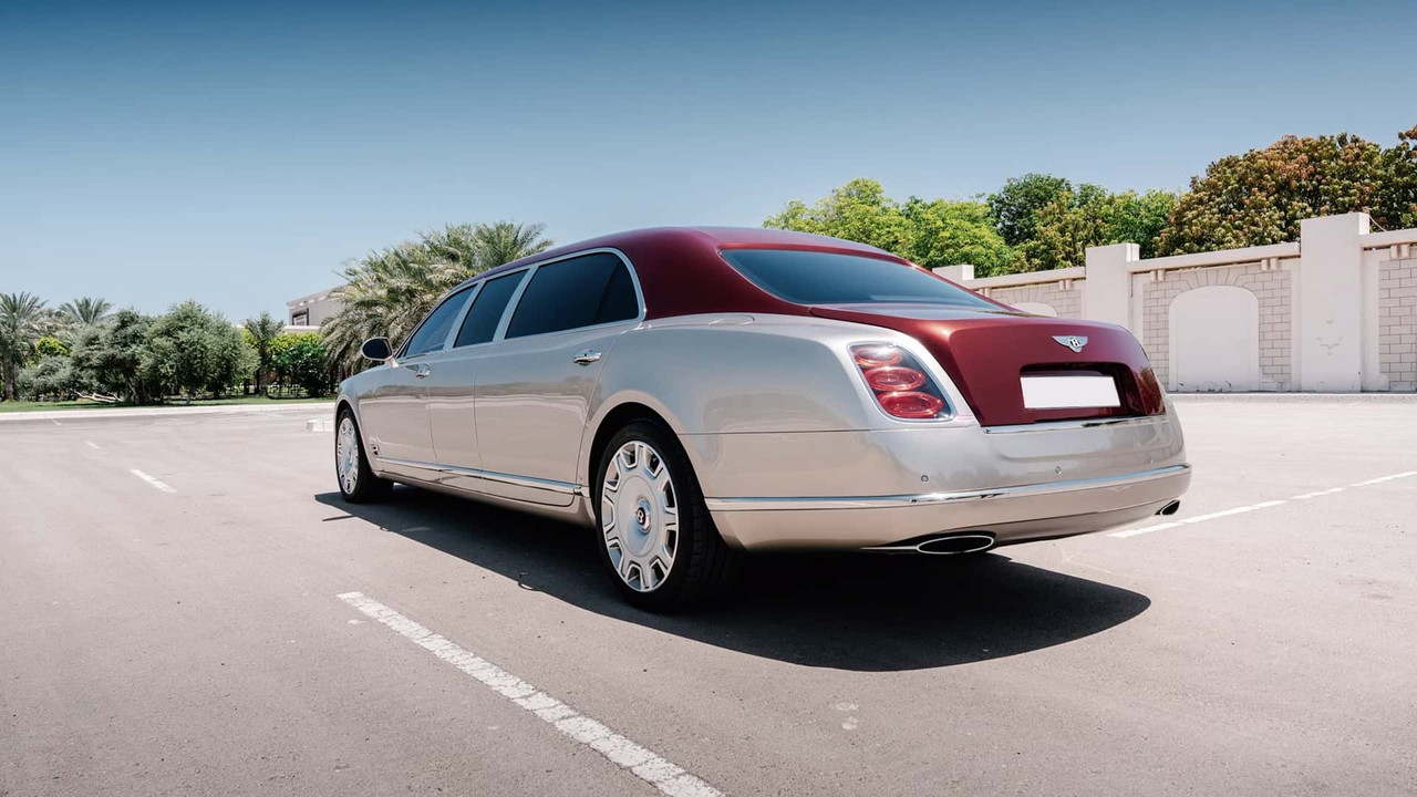 bentley-mulsanne-grand-limousine-2.jpg
