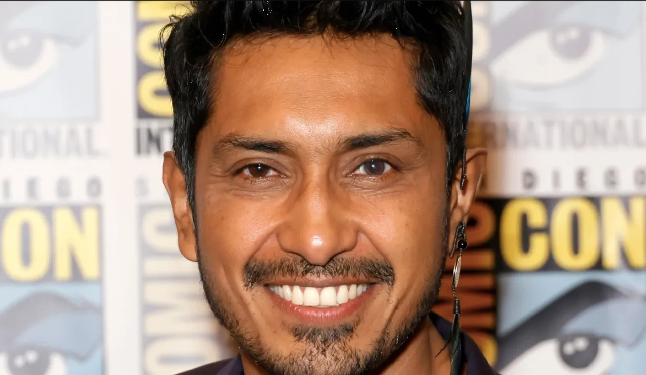 Tenoch Huerta sugiere a España pedir perdón por abusos durante la conquista