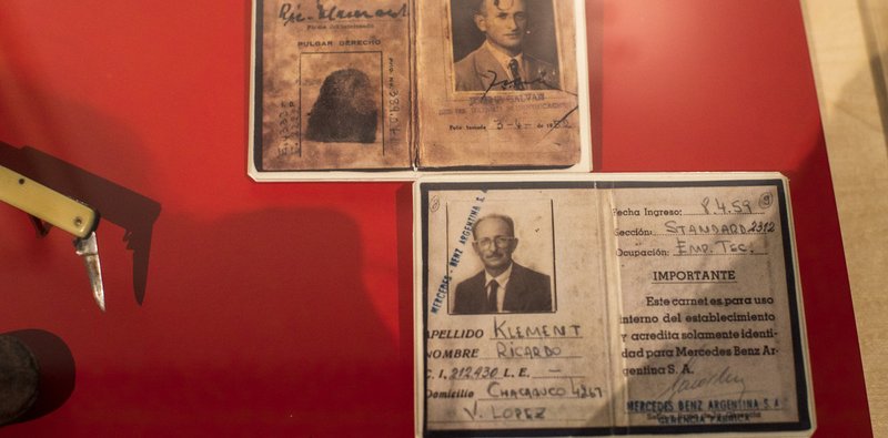 Documentos de identificación falsos usados por Adolf Eichmann mientras vivía en Argentina