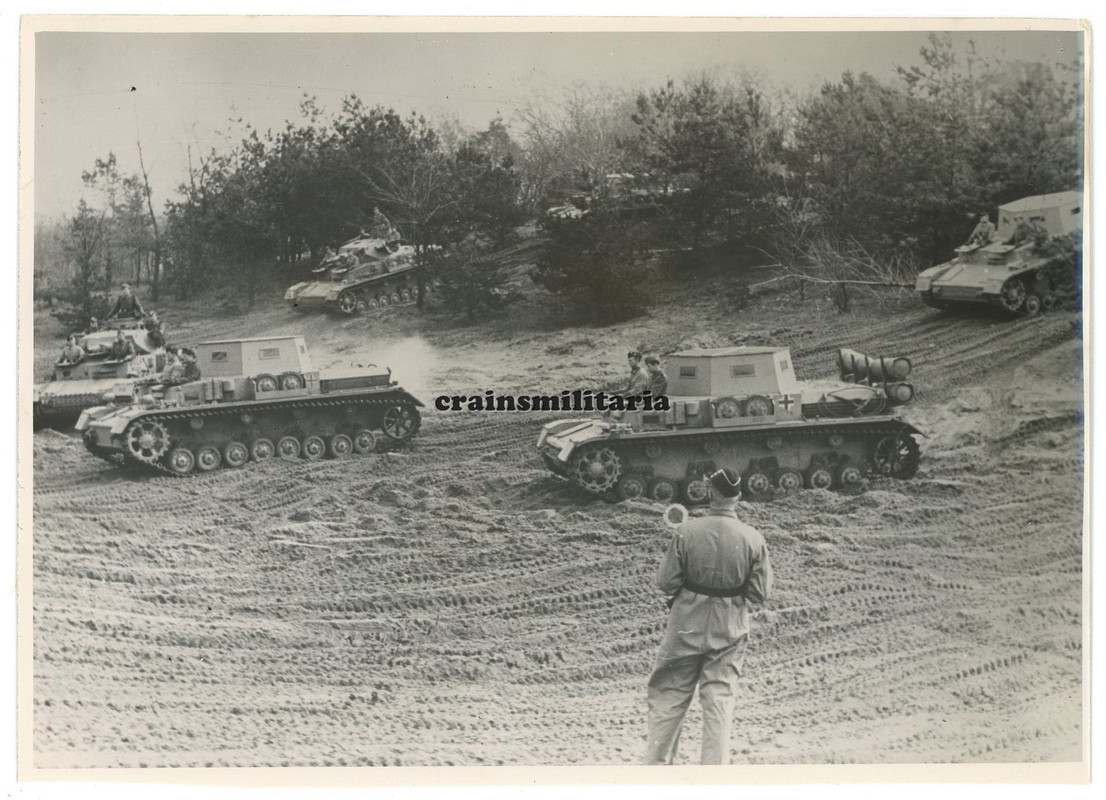 Orig. PRESSE Foto Panzer IV Tank Fahrgestell Übungspanzer eines Kraftfahrkorps