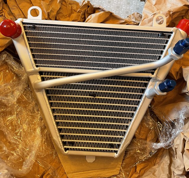 E9704AEB-0A39-435D-A4C8-76460085505E