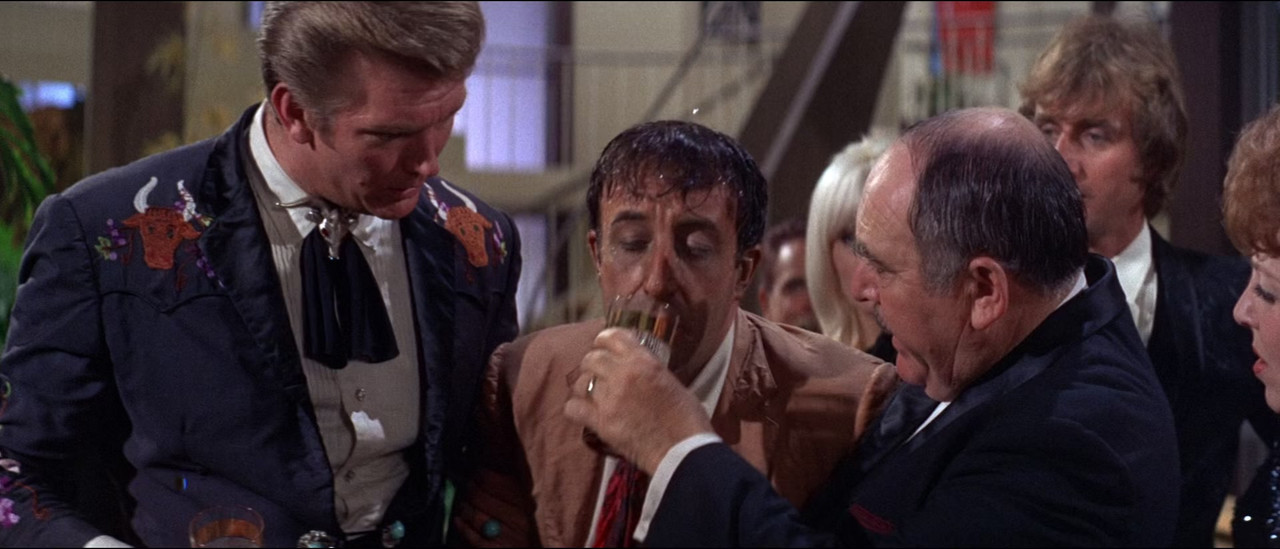 The Party (1968) (1080p BluRay x265 r00t)-10