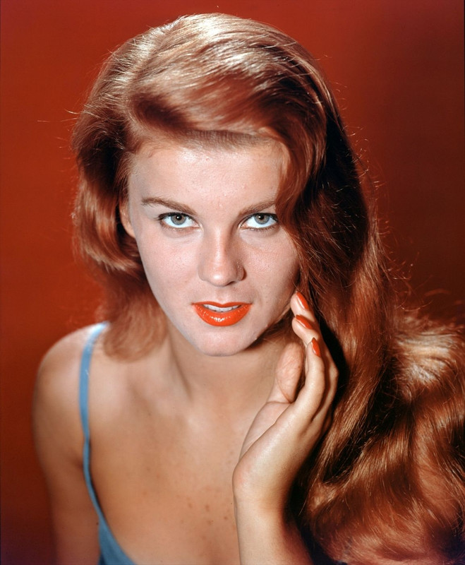 Ann-Margret_md27